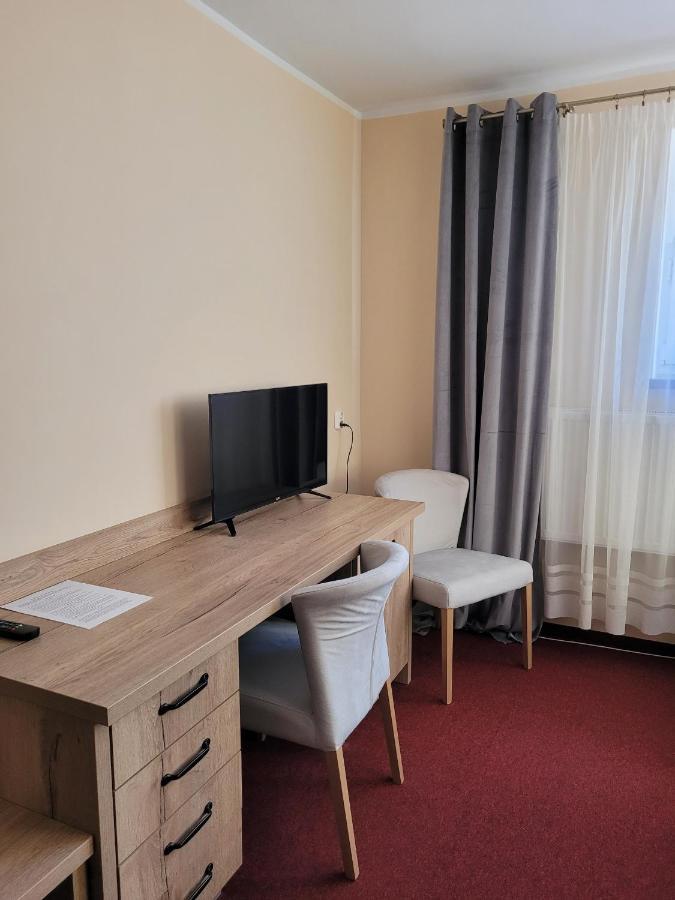 Zlote Pioro Bed & Breakfast Nisko ภายนอก รูปภาพ