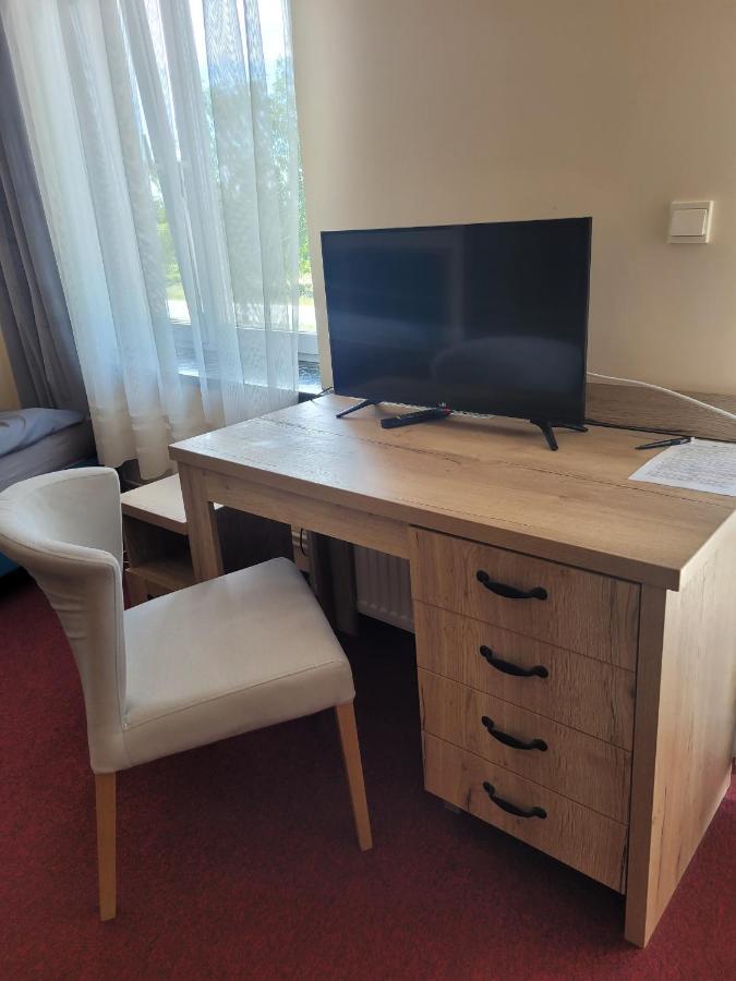 Zlote Pioro Bed & Breakfast Nisko ภายนอก รูปภาพ